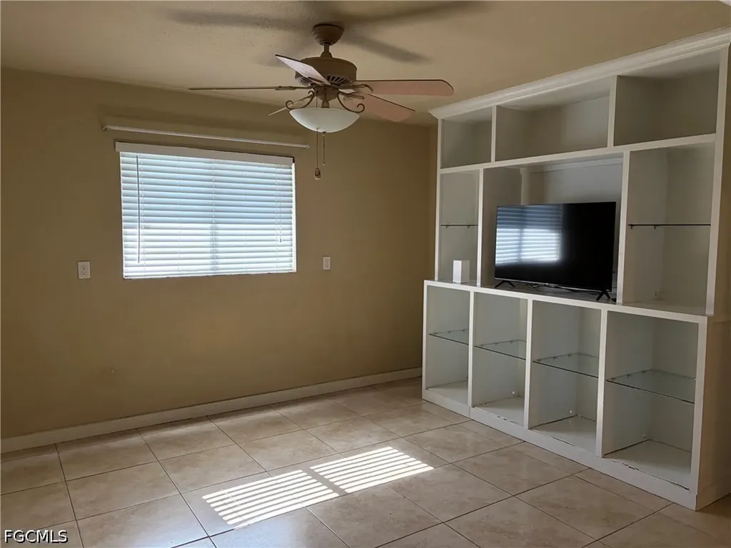 1106 SE 21st Lane Cape Coral FL 33990