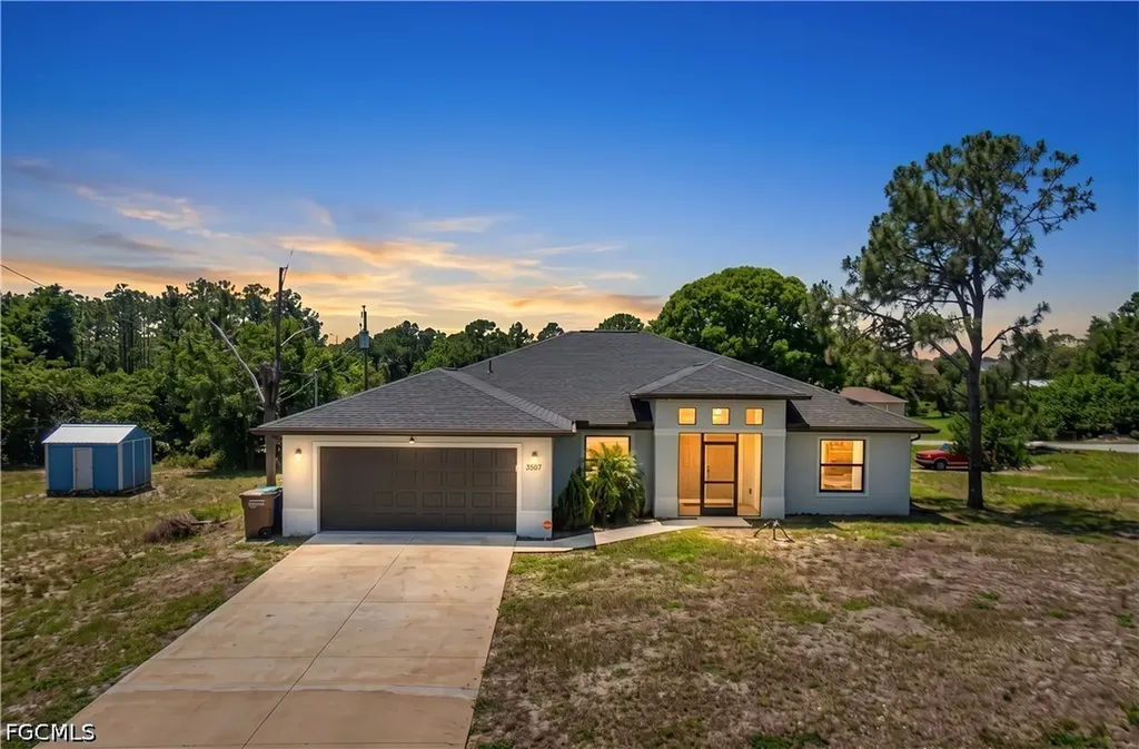 3507 2nd Street SW Lehigh Acres FL 33976