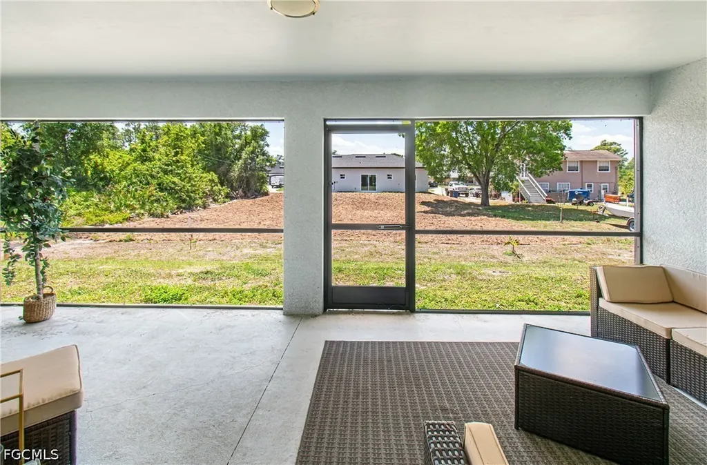 3507 2nd Street SW Lehigh Acres FL 33976