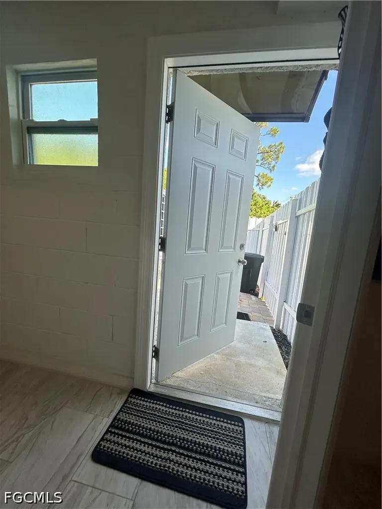 4314 Garden Boulevard Cape Coral FL 33909