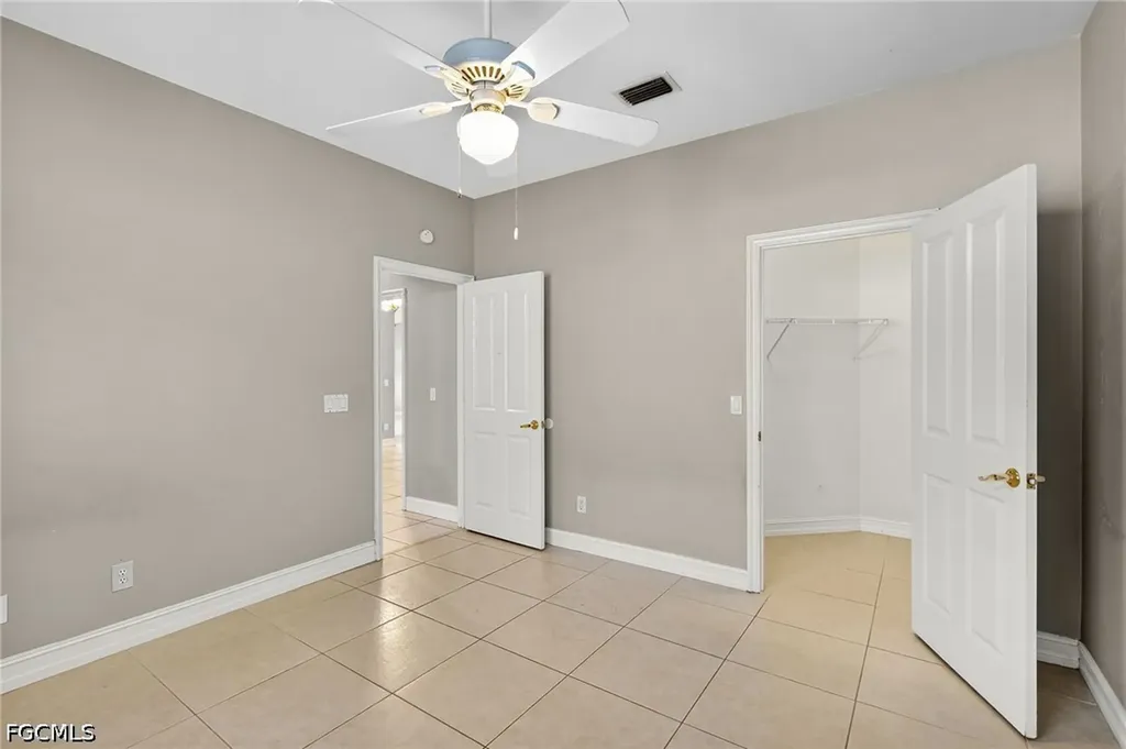 657 109th Avenue N Naples FL 34108
