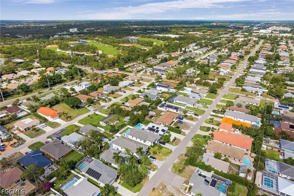 657 109th Avenue N Naples FL 34108