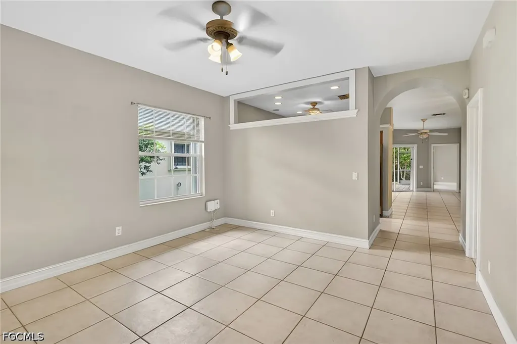 657 109th Avenue N Naples FL 34108
