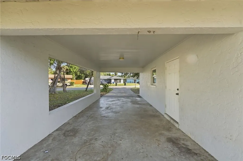 4800 Zana Drive Fort Myers FL 33905
