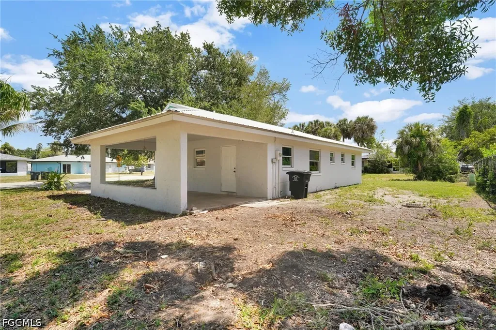 4800 Zana Drive Fort Myers FL 33905