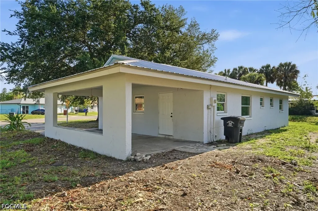 4800 Zana Drive Fort Myers FL 33905