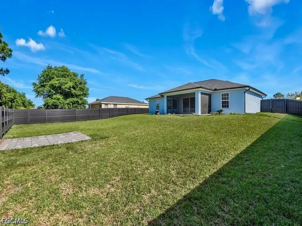 3106 72nd Street W Lehigh Acres FL 33971