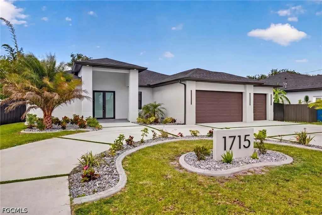 1715 SW 4th Street Cape Coral FL 33991