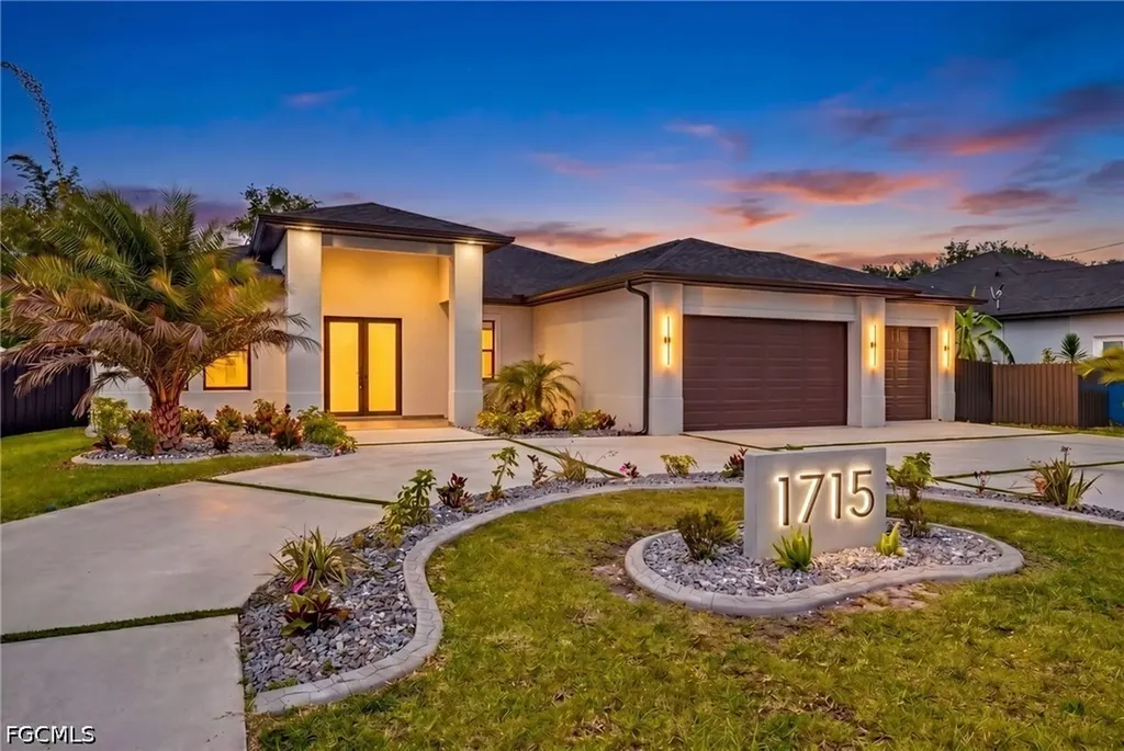 1715 SW 4th Street Cape Coral FL 33991