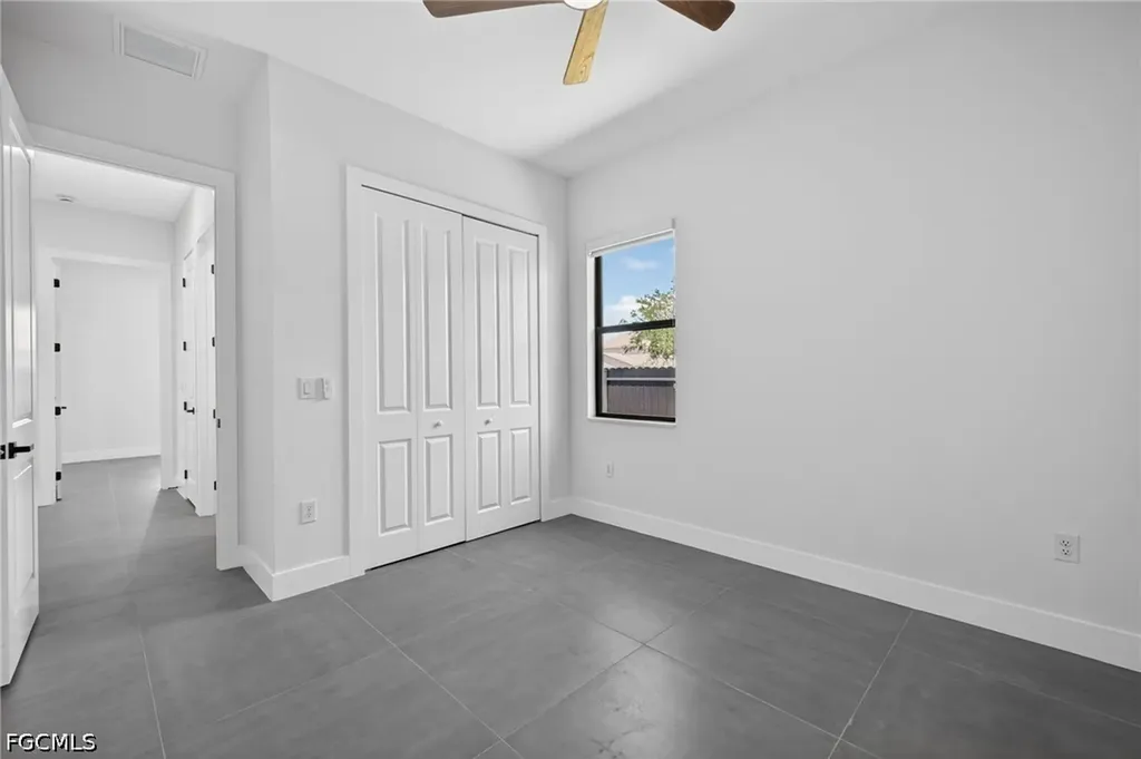 1715 SW 4th Street Cape Coral FL 33991
