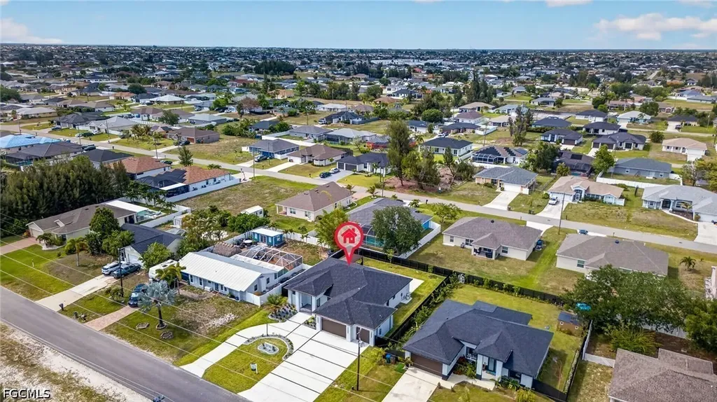 1715 SW 4th Street Cape Coral FL 33991