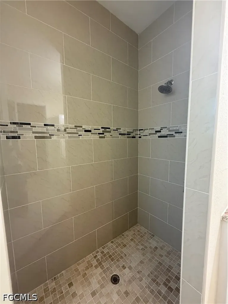 618 SW 31st Terrace Cape Coral FL 33914