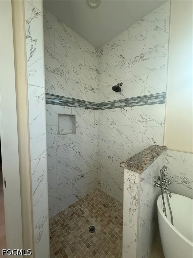 618 SW 31st Terrace Cape Coral FL 33914