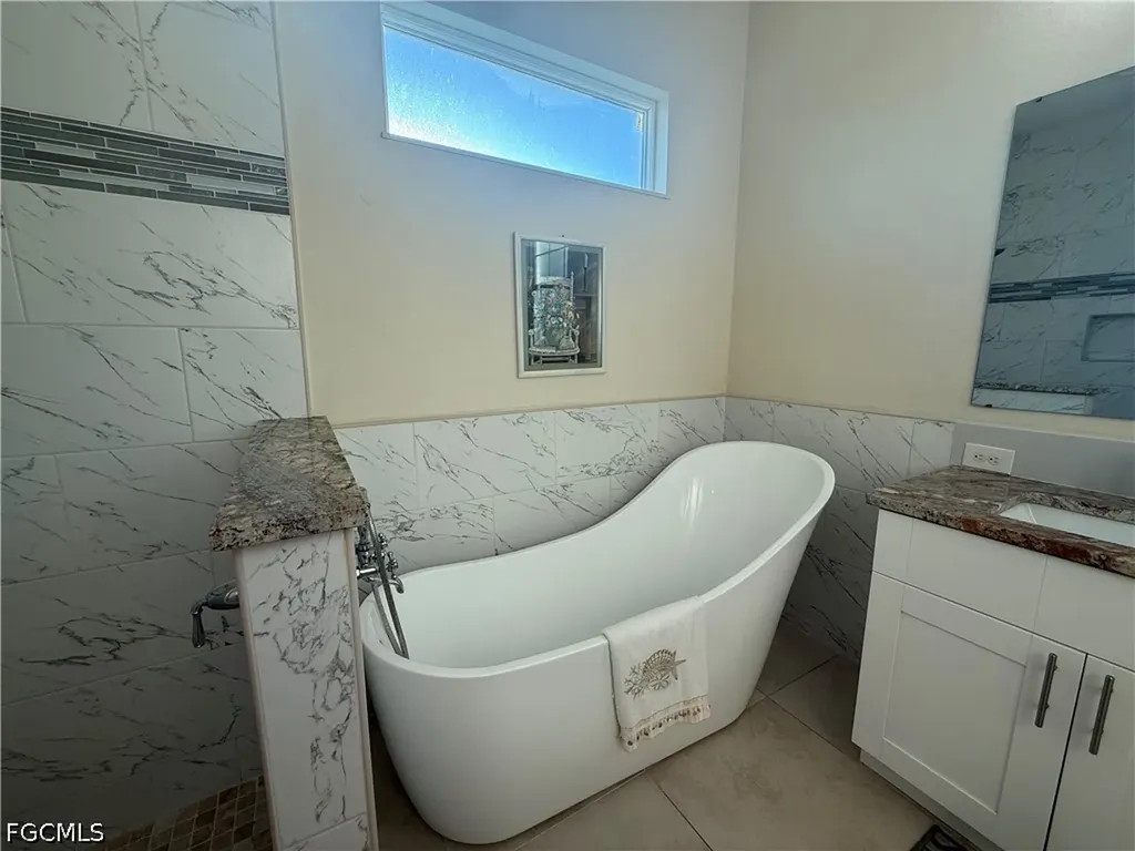 618 SW 31st Terrace Cape Coral FL 33914
