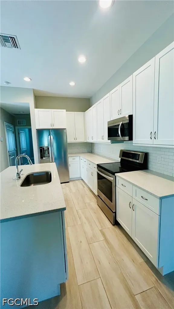 1174 Lake Mcgregor Drive Lee FL 33919