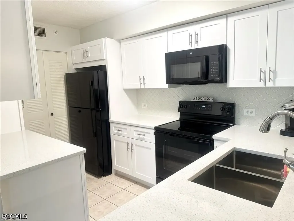 8940 Colonnades Court E Bonita Springs FL 34135