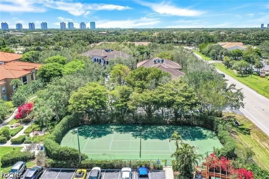 8940 Colonnades Court E Bonita Springs FL 34135