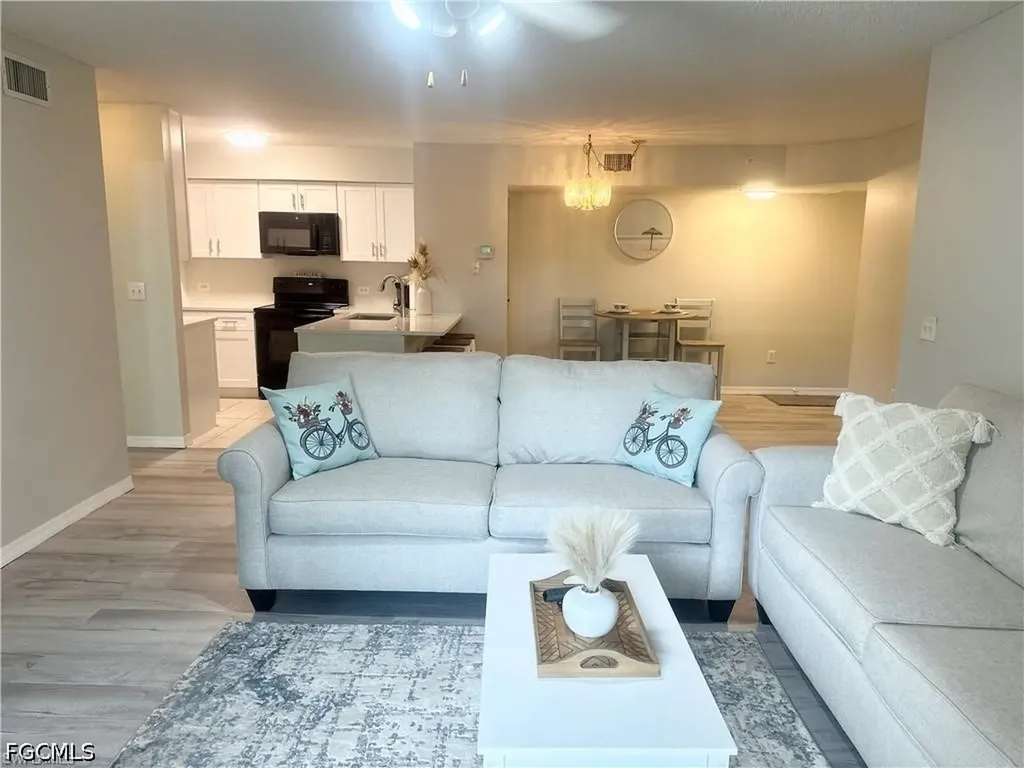 8940 Colonnades Court E Bonita Springs FL 34135