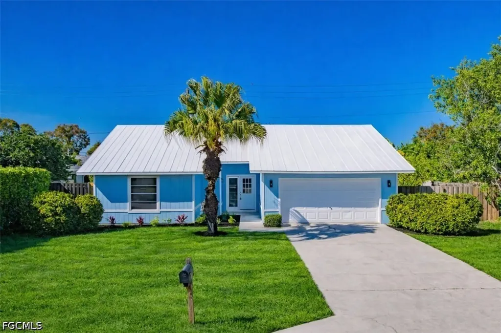 1337 N Alhambra Circle Naples FL 34103