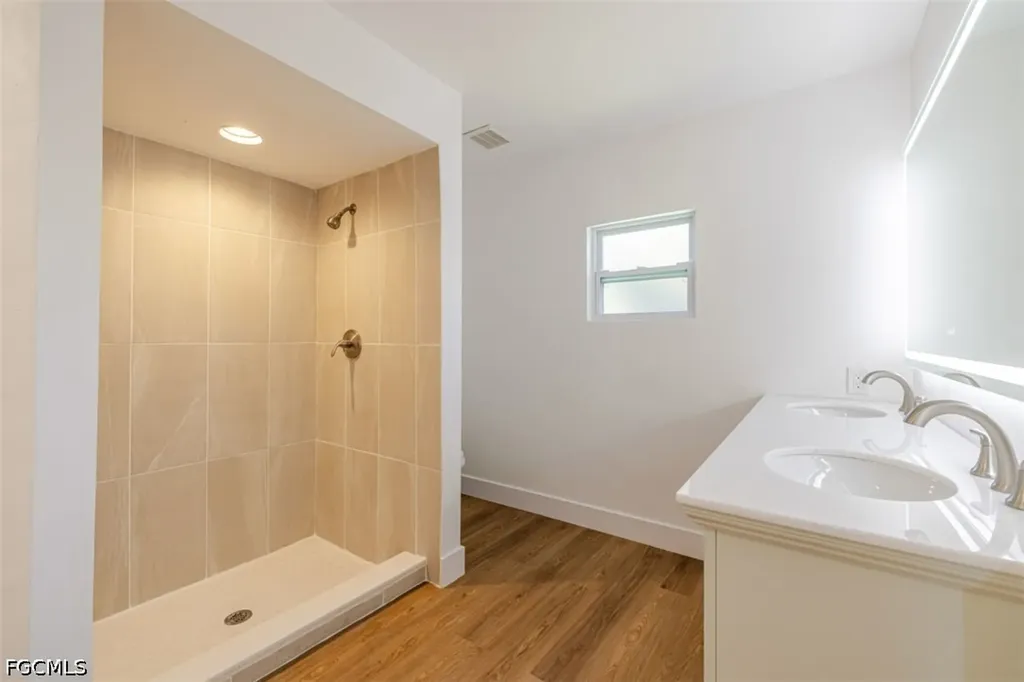 1337 N Alhambra Circle Naples FL 34103