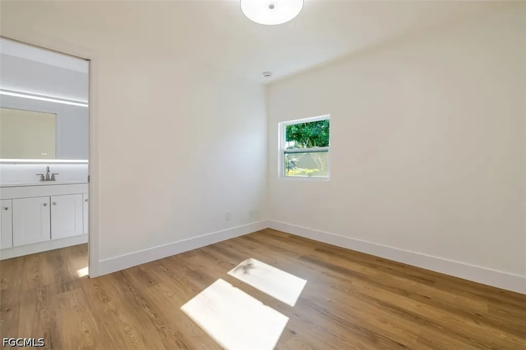 1337 N Alhambra Circle Naples FL 34103