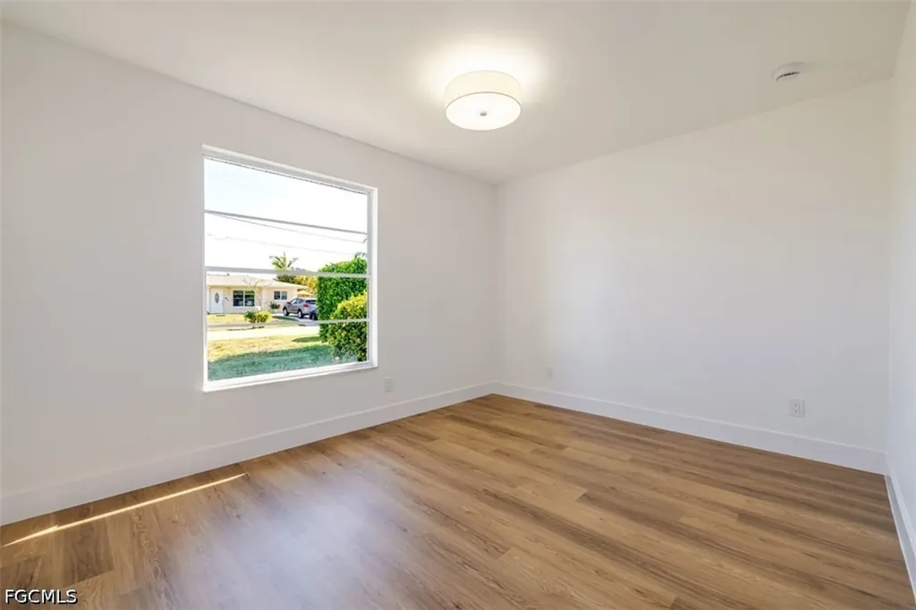1337 N Alhambra Circle Naples FL 34103