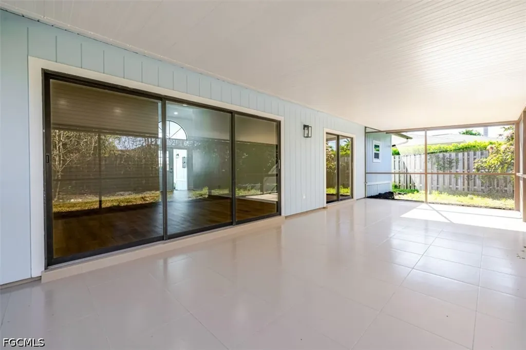 1337 N Alhambra Circle Naples FL 34103