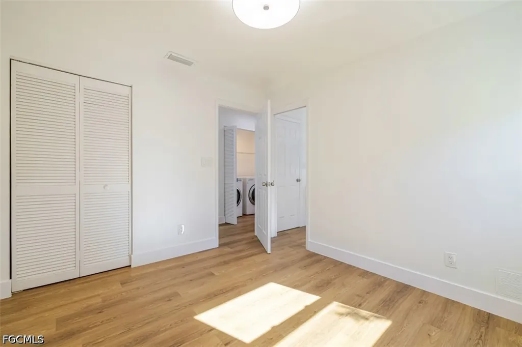 1337 N Alhambra Circle Naples FL 34103