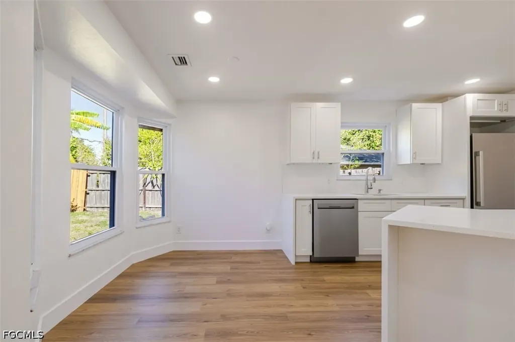1337 N Alhambra Circle Naples FL 34103