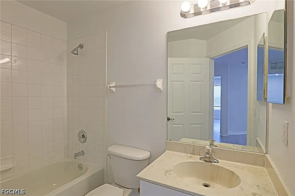 3629 Pine Oak Circle Fort Myers FL 33916