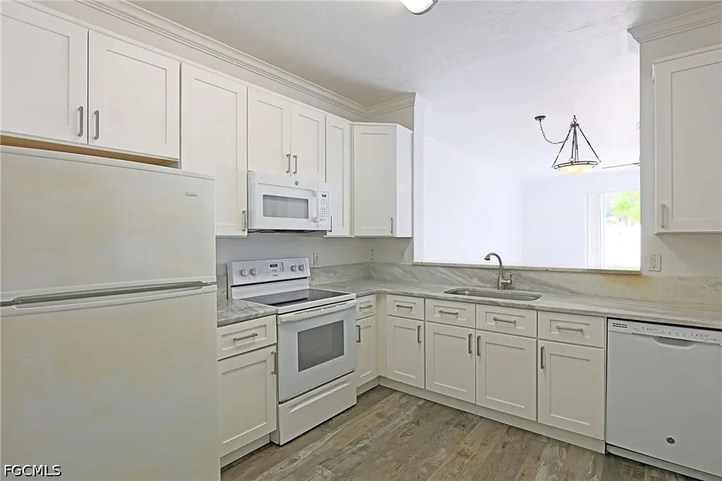 3629 Pine Oak Circle Fort Myers FL 33916