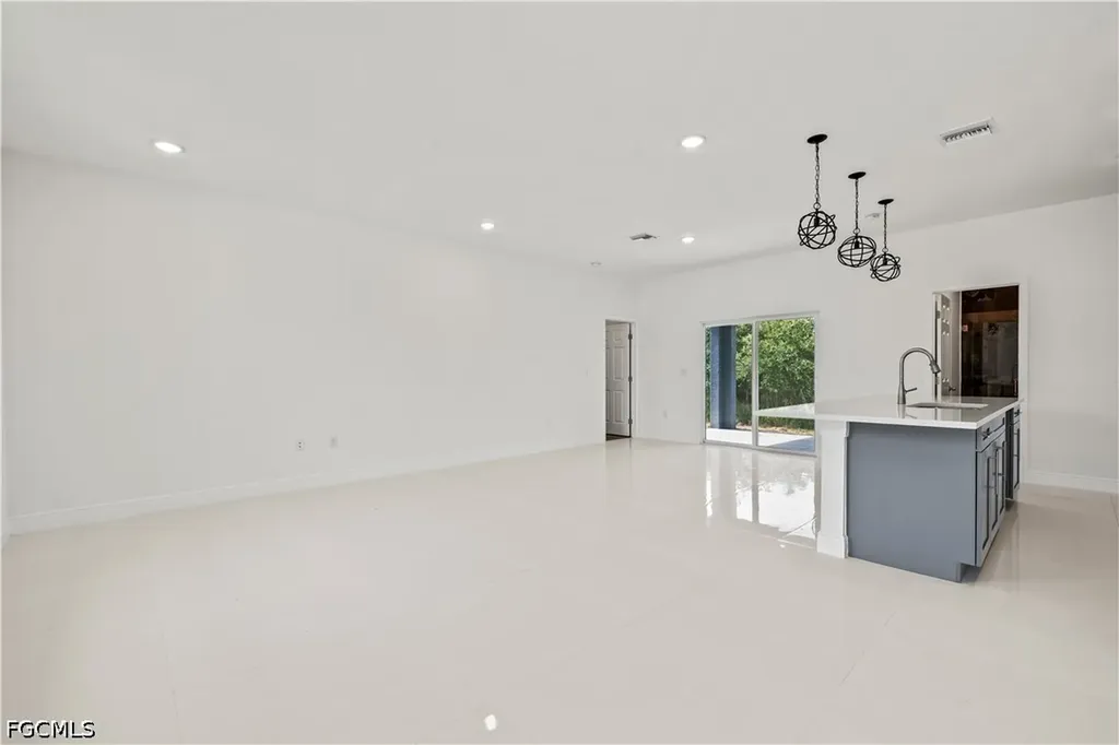 1004 E 10th Street Lehigh Acres FL 33972