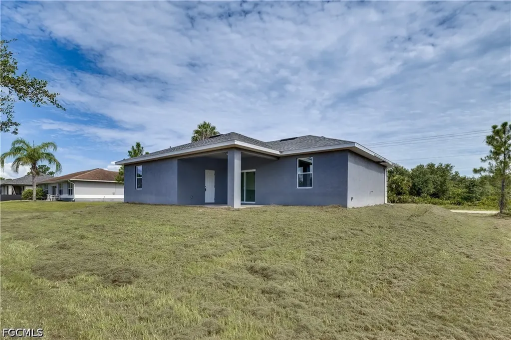 1004 E 10th Street Lehigh Acres FL 33972