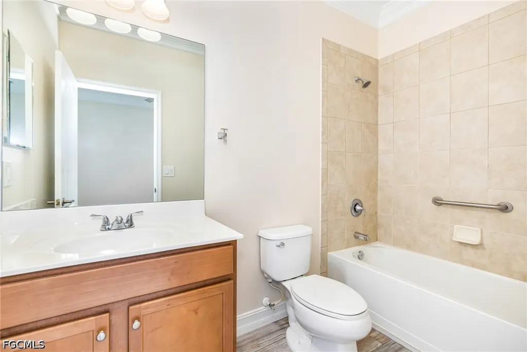 9302 Via San Giovani Street Fort Myers FL 33905