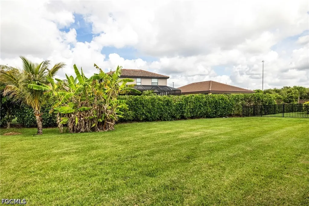 9302 Via San Giovani Street Fort Myers FL 33905