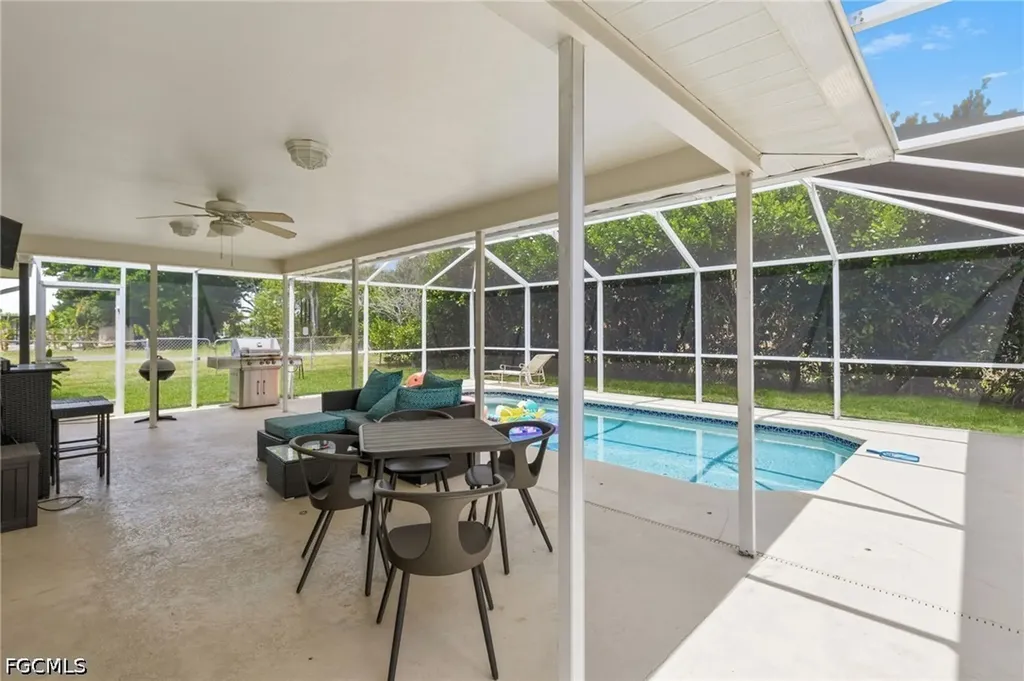 1405 SE 24th Street Cape Coral FL 33990