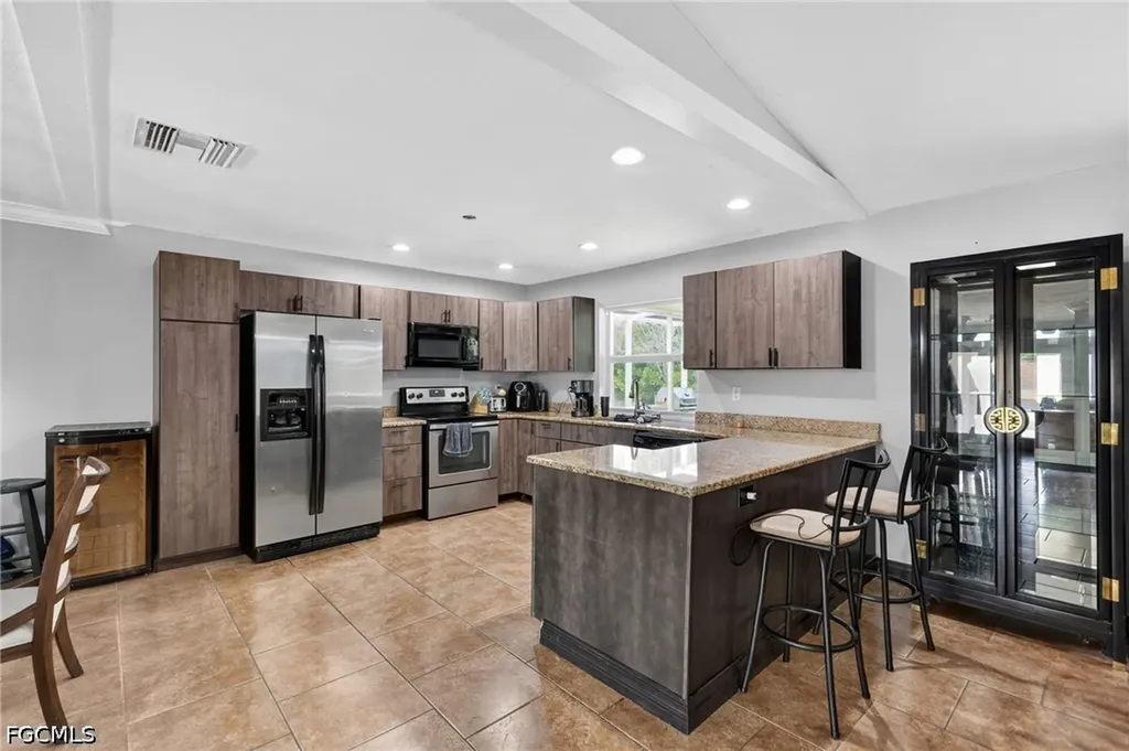 1405 SE 24th Street Cape Coral FL 33990