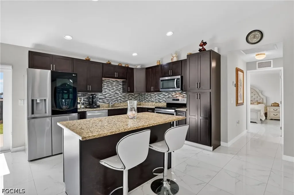 1220 Moore Run Labelle FL 33935