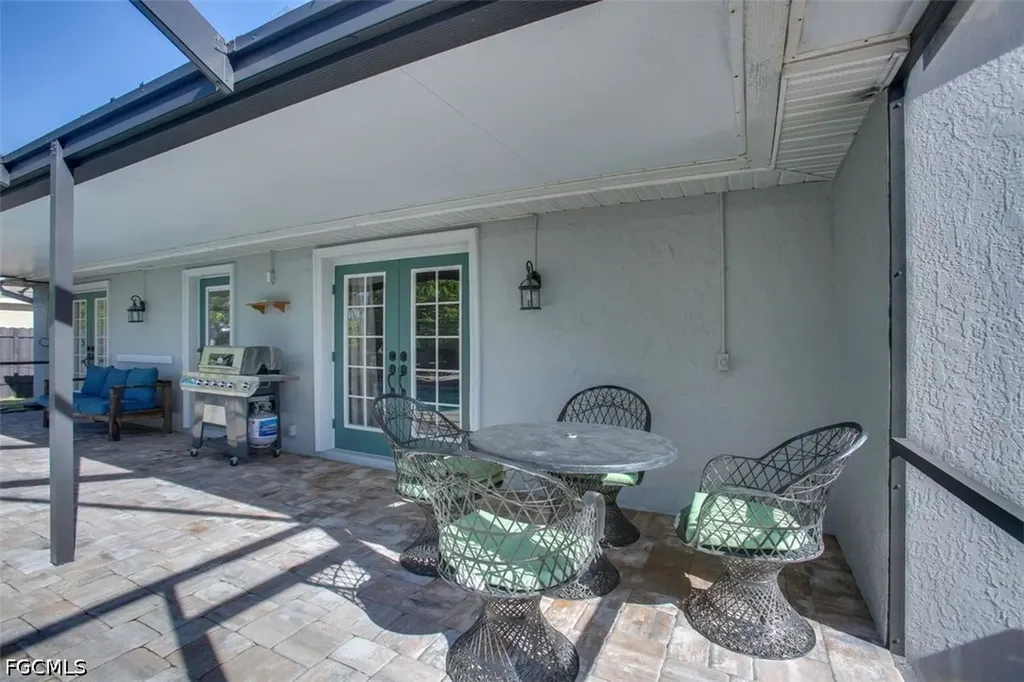 162 SE 22nd Street Cape Coral FL 33990