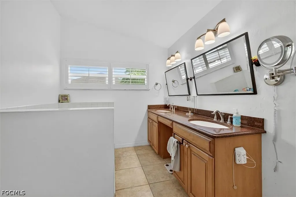 1231 Westfield Drive Fort Myers FL 33919