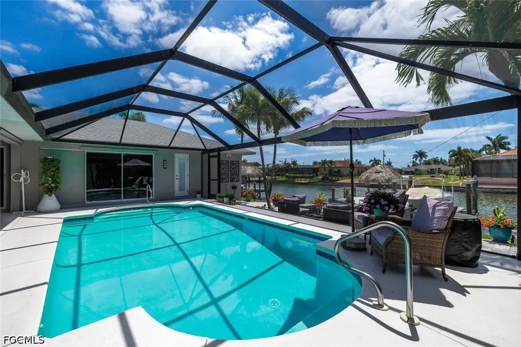 2828 SW 33rd Terrace Cape Coral FL 33914