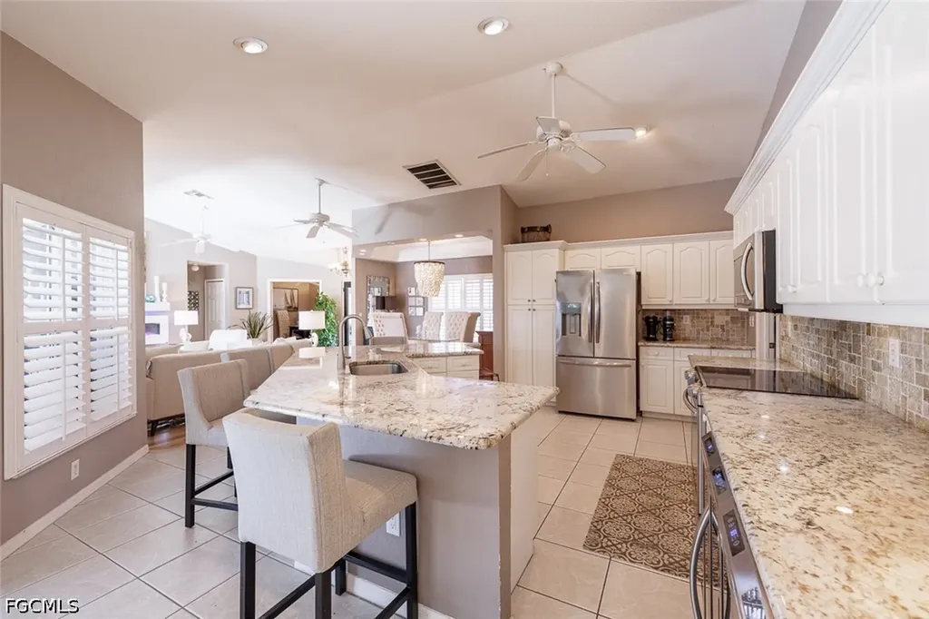 2828 SW 33rd Terrace Cape Coral FL 33914
