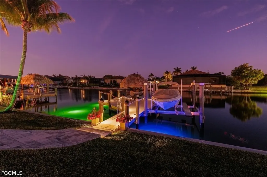 2828 SW 33rd Terrace Cape Coral FL 33914