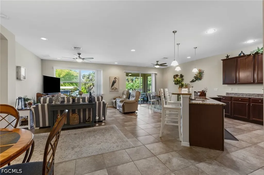 12841 Seaside Key Court North Fort Myers FL 33903