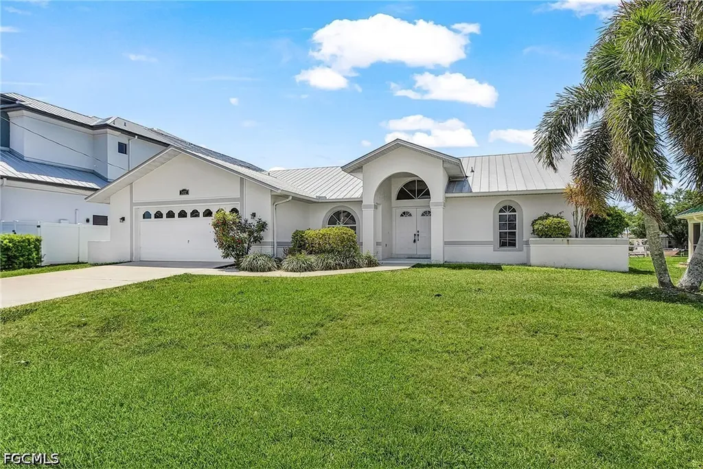 1432 Viking Court Cape Coral FL 33904