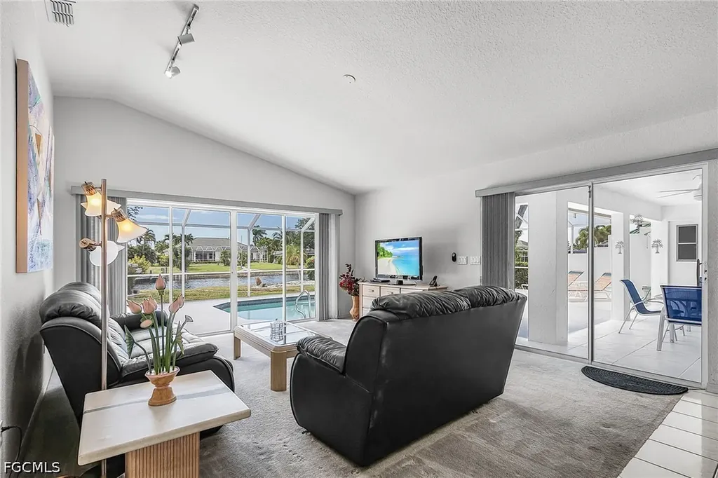 1432 Viking Court Cape Coral FL 33904