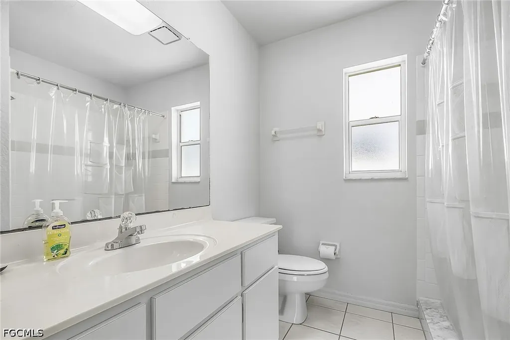 1432 Viking Court Cape Coral FL 33904