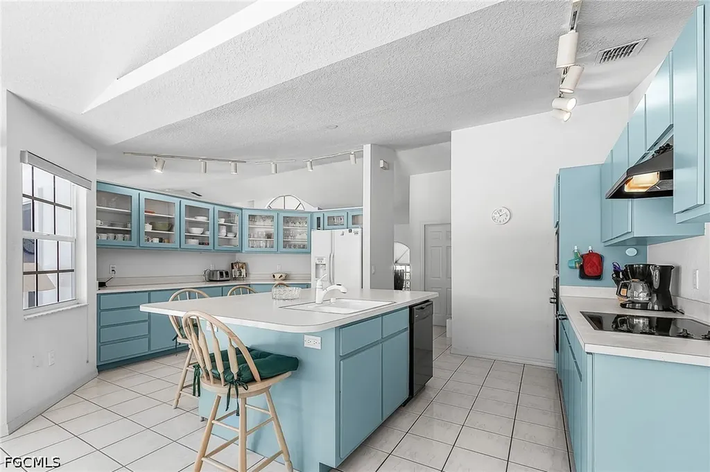 1432 Viking Court Cape Coral FL 33904
