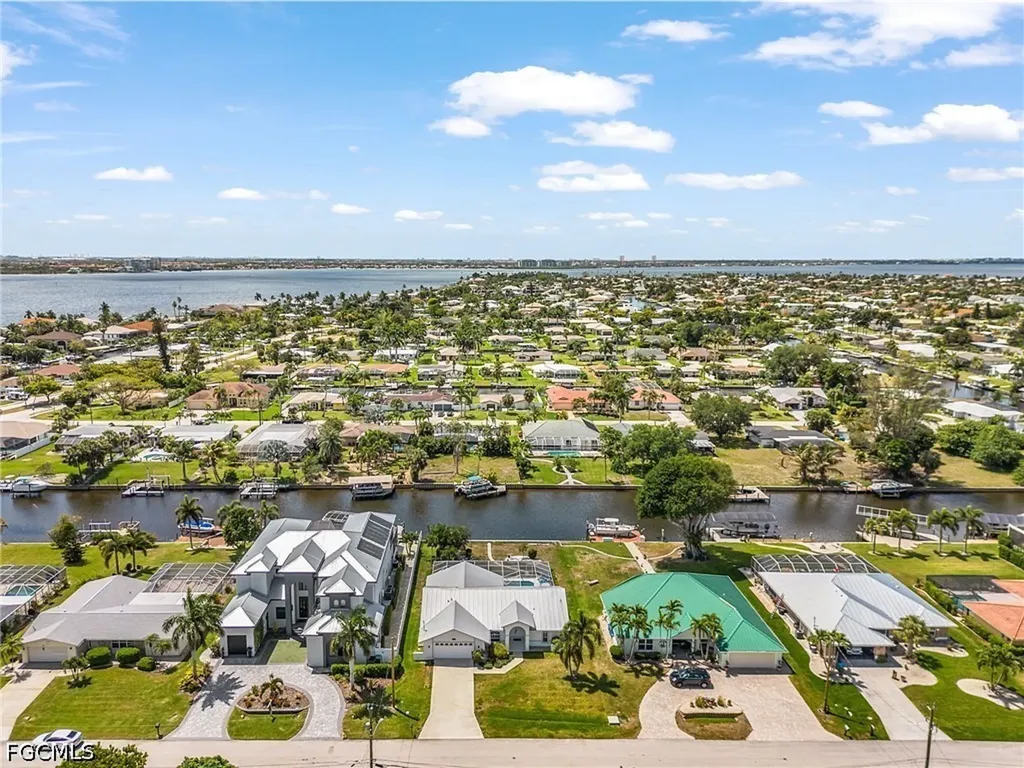 1432 Viking Court Cape Coral FL 33904