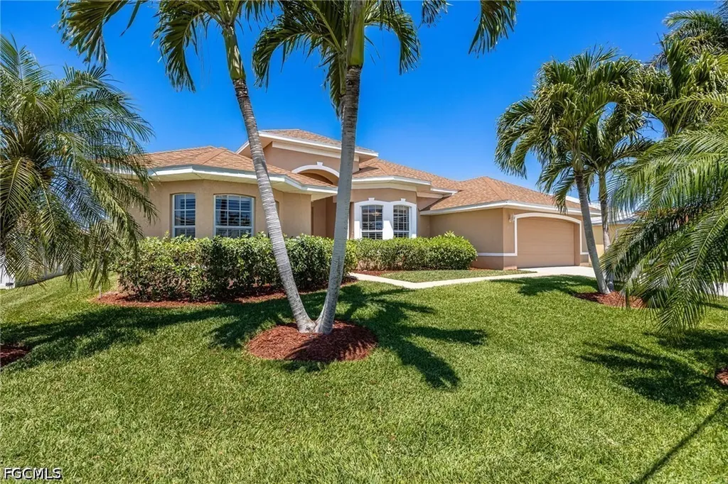 4920 SW 1st Court Cape Coral FL 33914
